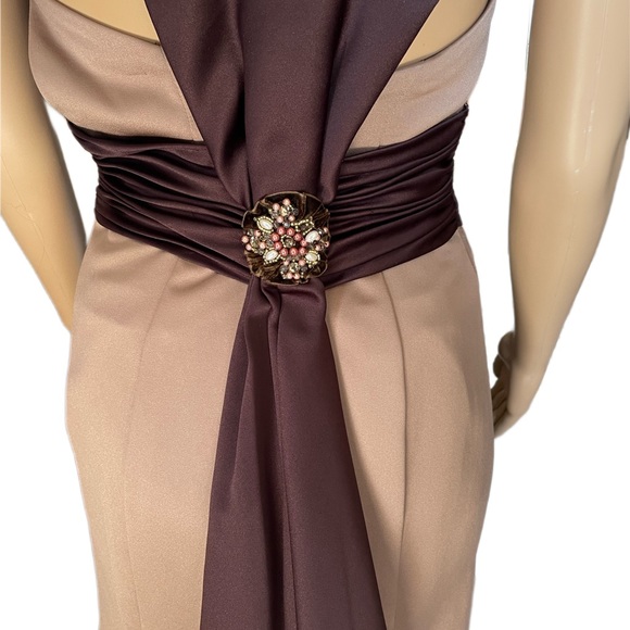 David’s Bridal Women's Strapless Embellished Formal Dress Tan Size 2 - Picture 8 of 15